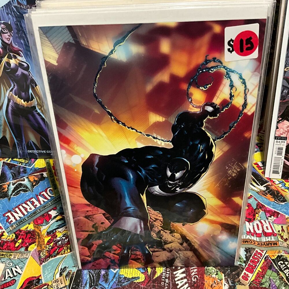 Venom #12 Phillip Tan Virgin Variant